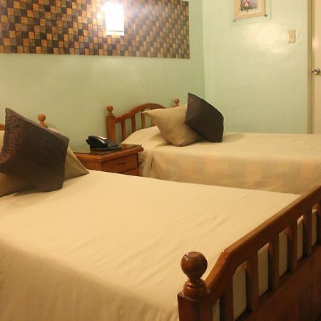 Saint Illian'S Inn Makati Makati City Esterno foto