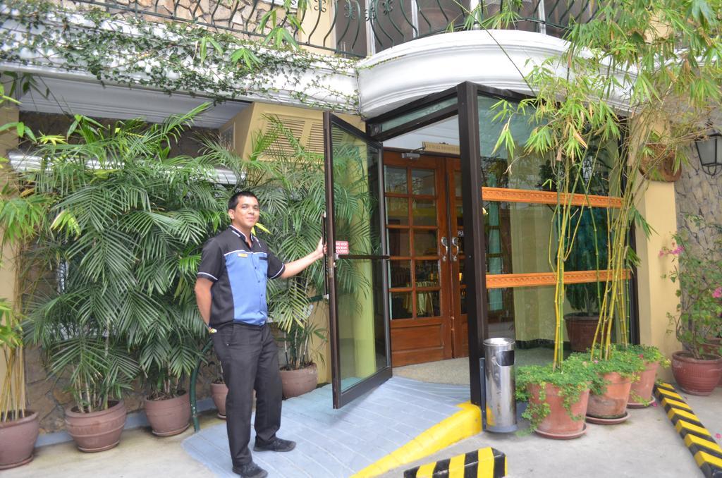 Saint Illian'S Inn Makati Makati City Esterno foto