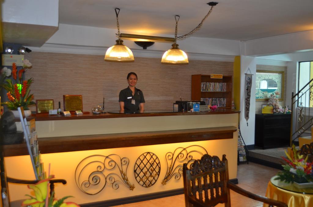 Saint Illian'S Inn Makati Makati City Esterno foto