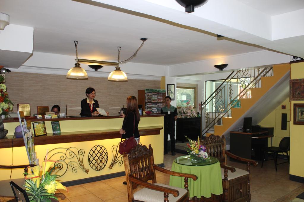 Saint Illian'S Inn Makati Makati City Esterno foto