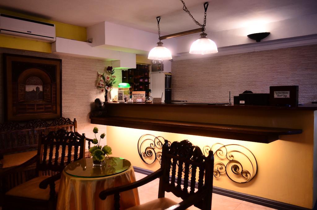 Saint Illian'S Inn Makati Makati City Esterno foto